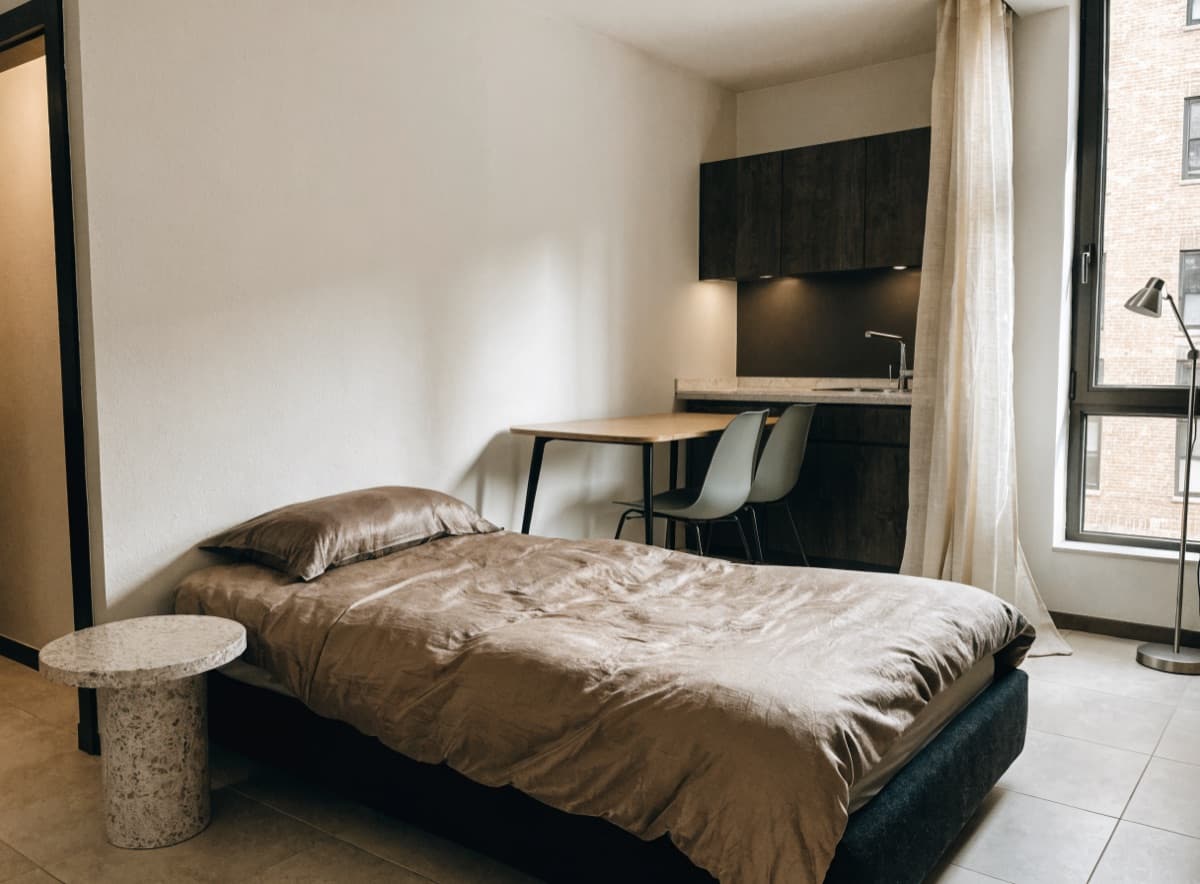 Bright Studio near Transit, Downtown Core